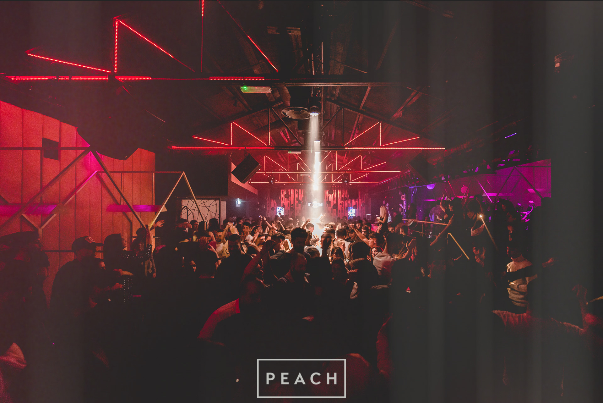 Sabato al PEACH Club